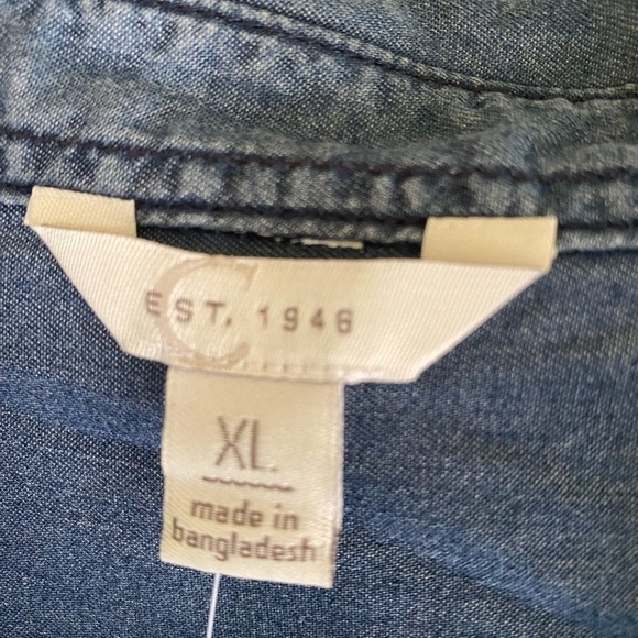 Cest 1946-NWT “Spellbound” XL chambray wrap front top. Soft Tencel/rayon. Classy - Picture 4 of 10